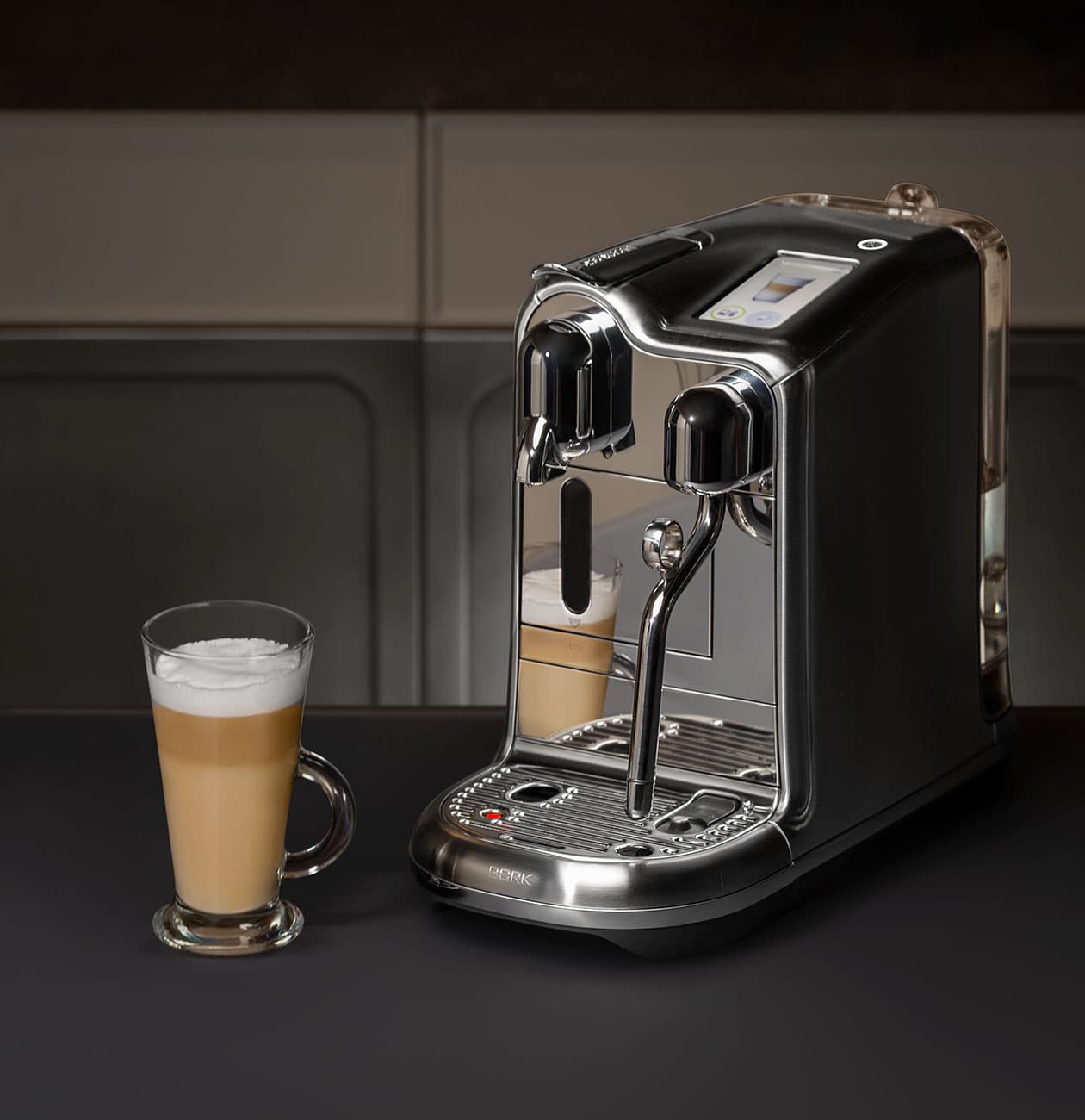 Капсульная кофемашина C831 Creatista Pro